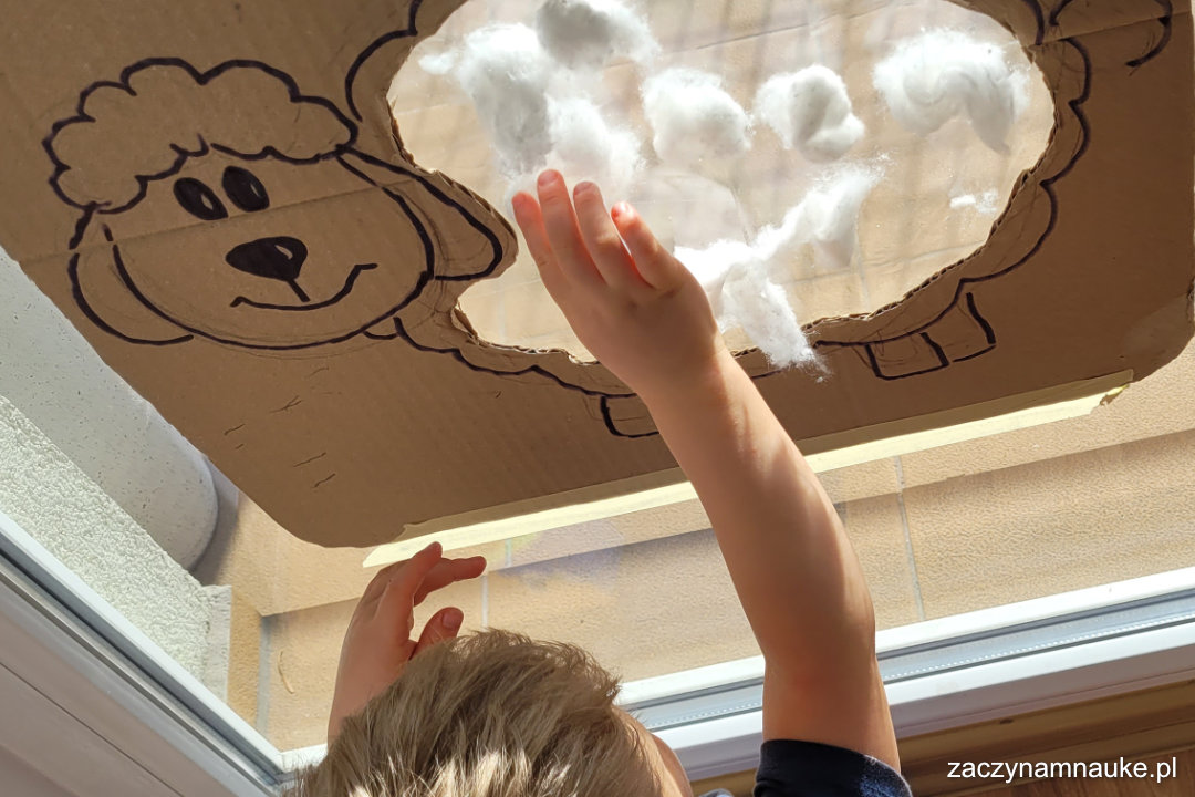 Wielkanocna Zabawa Sensoryczna dla dzieci w żłobku i przedszkolu