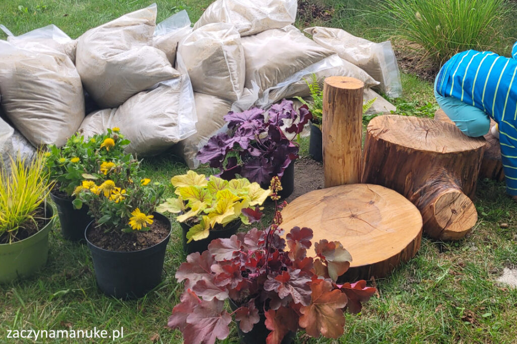 jak zbudowac piasownice diy montessori naturalistyczna naturalna piaskownica z drewna 6